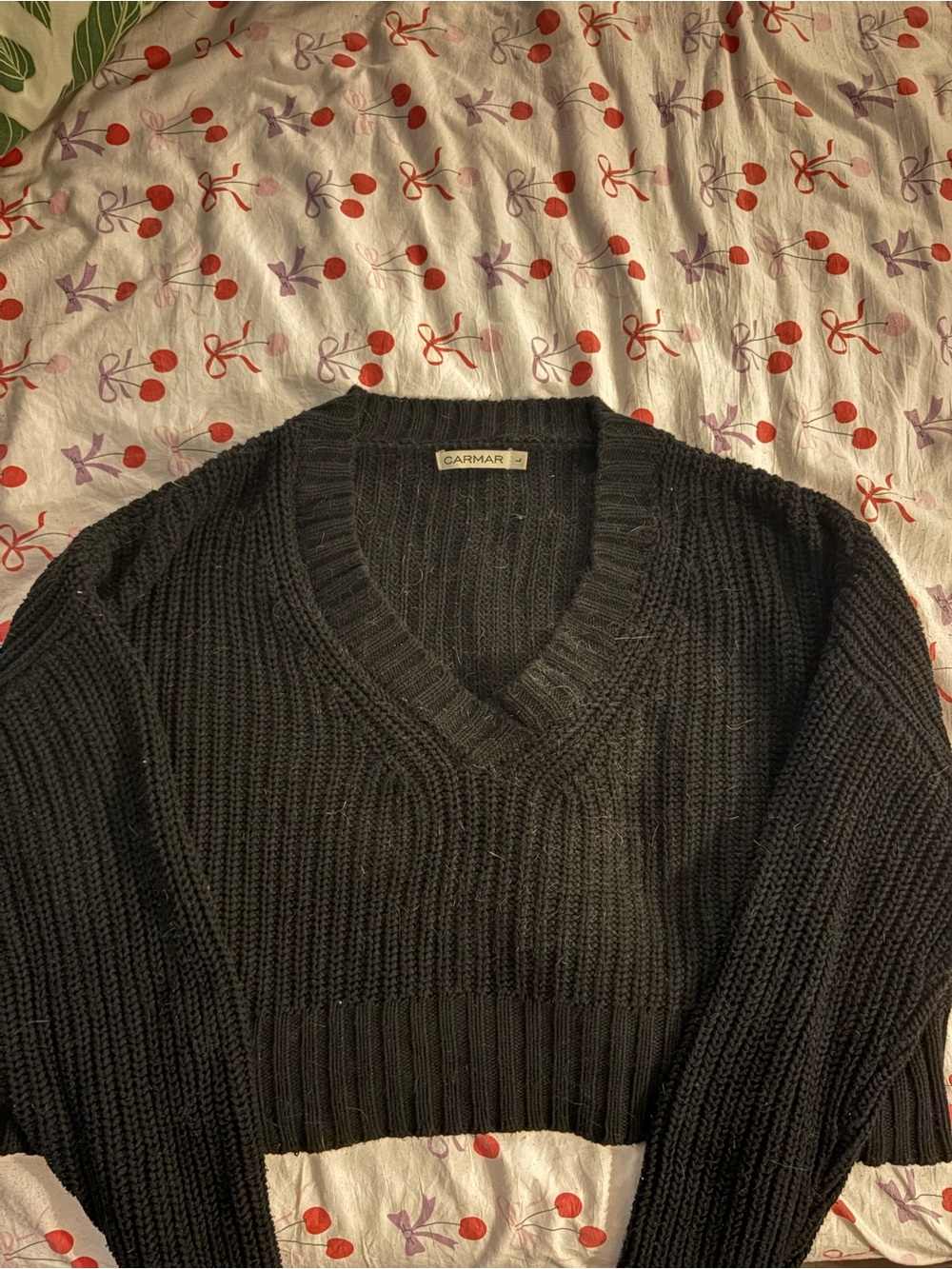 Carmar Black V-Neck Chunky Ribbed Sweater